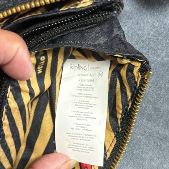Kipling/Hello Kitty Collab-2022 Limited Edition Year of the Tiger - Picture 8 of 8